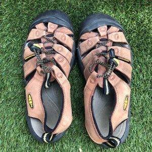 KEEN Women’s Newport Size 7